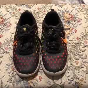 Nike Shoes sz 12 kids. Play Shoe!